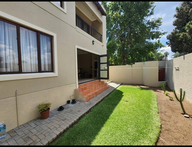 3 BEDROOM TOWNHOUSE FOR SALE IN RANDHART